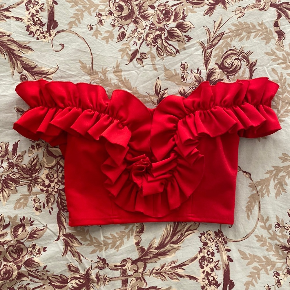 Off-shoulder Ruffle Crop Top